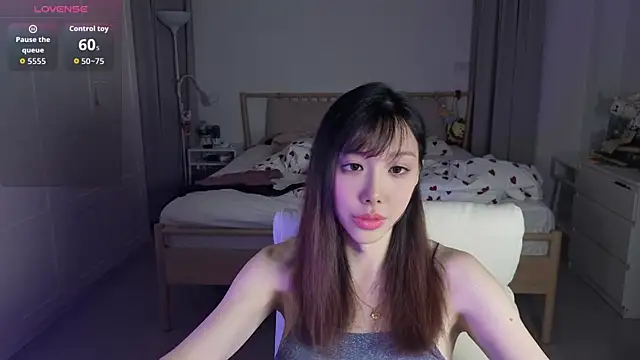 joycemilka online show from June 2026 01:15:01 PM