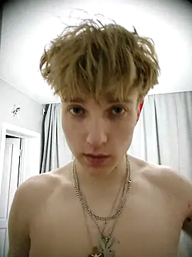 Snapshot of And25bn chatting on October 2025 09:59:02 PM And25bn online show from October 2025 09:59:02 PM