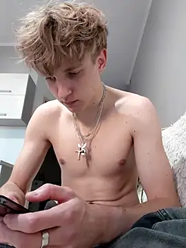 Snapshot of And25bn chatting on October 2025 01:50:02 PM And25bn online show from October 2025 01:50:02 PM