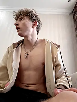 Snapshot of And25bn chatting on November 2025 01:57:02 PM And25bn online show from November 2025 01:57:02 PM