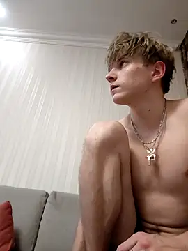 Snapshot of And25bn chatting on November 2025 08:54:02 PM And25bn online show from November 2025 08:54:02 PM