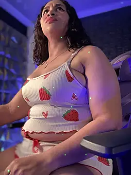 Carola-Ross online show from February 2025 08:29:02 AM