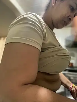 Carola-Ross online show from March 2026 05:17:02 PM