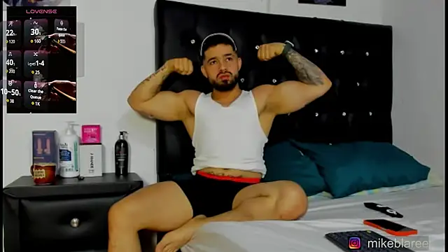 mikeblaree online show from April 2026 07:51:02 PM