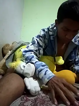 jr121221 online show from February 2025 05:47:02 AM