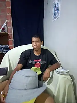 jr121221 online show from February 2025 03:50:01 AM