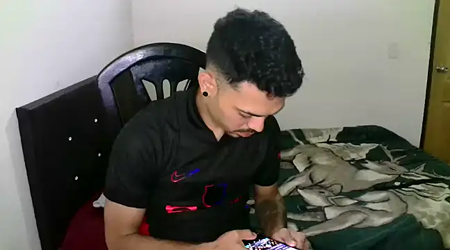 chocolatino16 online show from March 2025 04:52:02 AM