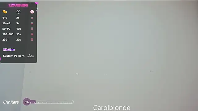 Snapshot of Carolblonde chatting on March 2025 03:22:01 AM Carolblonde online show from March 2025 03:22:01 AM