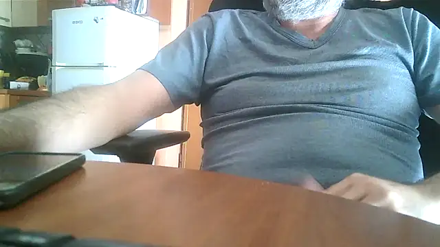 Snapshot of lanata chatting on May 2026 02:34:02 PM lanata online show from May 2026 02:34:02 PM