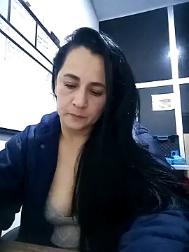 Alanna 11 online show from October 2025 04:23:02 AM