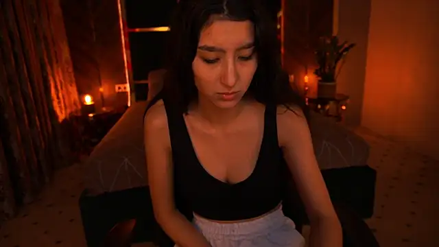 CharmMocco online show from February 2025 10:26:01 AM