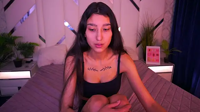 CharmMocco online show from January 2026 03:05:01 PM