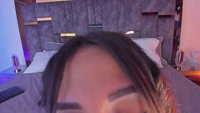 Nataylayla online show from March 2025 11:01:02 PM