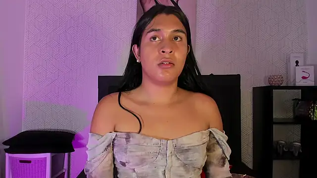 Selena fox7 online show from February 2026 03:24:02 AM