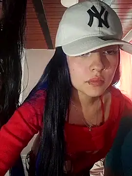 CHLOE ISABELL online show from October 2025 06:03:01 PM