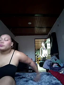 CHLOE ISABELL online show from November 2025 10:32:02 PM