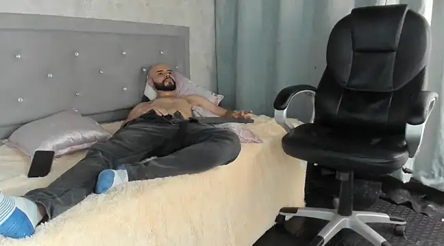 Luke Diaz7 online show from February 2025 03:00:02 AM