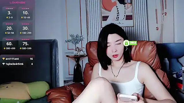 Snapshot of Tangtang-baby chatting on March 2025 01:40:01 PM Tangtang-baby online show from March 2025 01:40:01 PM