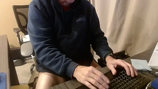 olderandwiser2 online show from March 2026 04:06:02 AM