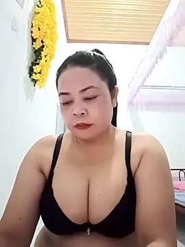 Snapshot of Baby-bigtits2024 chatting on February 2025 12:50:01 PM Baby-bigtits2024 online show from February 2025 12:50:01 PM