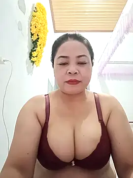 Snapshot of Baby-bigtits2024 chatting on February 2025 10:54:01 PM Baby-bigtits2024 online show from February 2025 10:54:01 PM