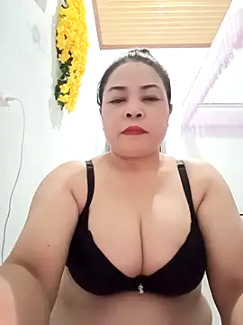 Snapshot of Baby-bigtits2024 chatting on February 2025 01:21:01 PM Baby-bigtits2024 online show from February 2025 01:21:01 PM