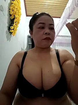 Snapshot of Baby-bigtits2024 chatting on February 2025 10:36:02 PM Baby-bigtits2024 online show from February 2025 10:36:02 PM