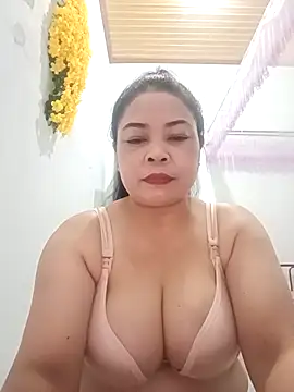 Snapshot of Baby-bigtits2024 chatting on March 2025 12:56:02 PM Baby-bigtits2024 online show from March 2025 12:56:02 PM