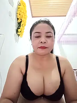 Snapshot of Baby-bigtits2024 chatting on March 2025 12:40:02 PM Baby-bigtits2024 online show from March 2025 12:40:02 PM