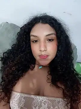 Majo BigTits online show from November 2025 09:53:01 AM