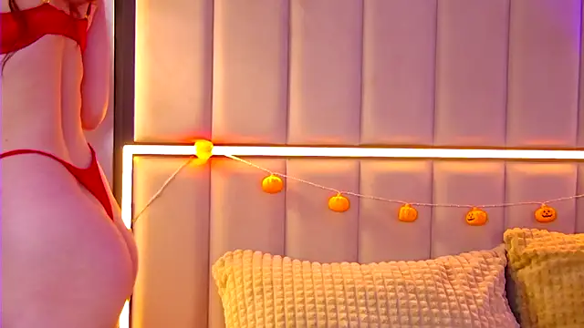 AlexaBright online show from November 2025 06:52:02 PM