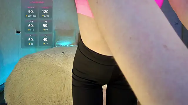 Snapshot of Roseaa chatting on October 2025 03:42:02 PM Roseaa online show from October 2025 03:42:02 PM