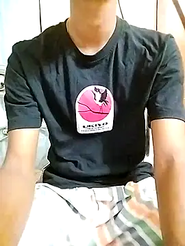 Snapshot of bong_crave chatting on March 2025 01:34:01 PM bong crave online show from March 2025 01:34:01 PM
