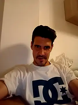 Snapshot of halfArabhalfspanish chatting on April 2026 09:30:02 PM halfArabhalfspanish online show from April 2026 09:30:02 PM