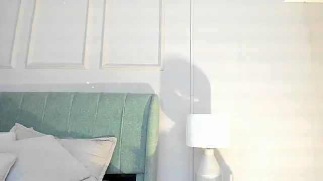 elizabeth 20 online show from January 2026 07:39:01 PM