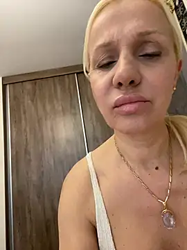 DeboraXporn online show from March 2026 06:25:01 AM