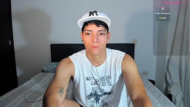  JacobMiller   online show from June 2026 10:52:01 PM