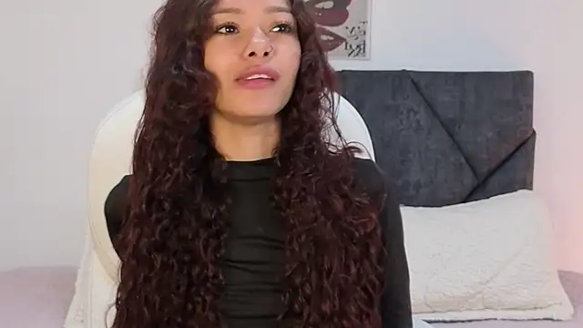 sara sharma  online show from October 2025 12:28:02 PM