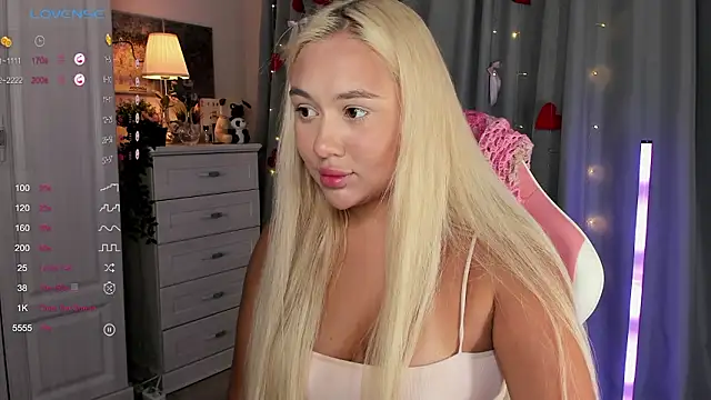  Loneve   online show from March 2026 04:01:01 PM