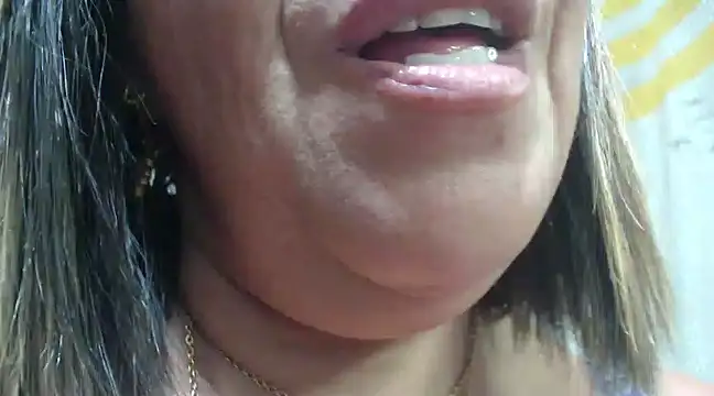 Snapshot of alina_maturehot chatting on February 2025 08:06:02 AM alina maturehot online show from February 2025 08:06:02 AM