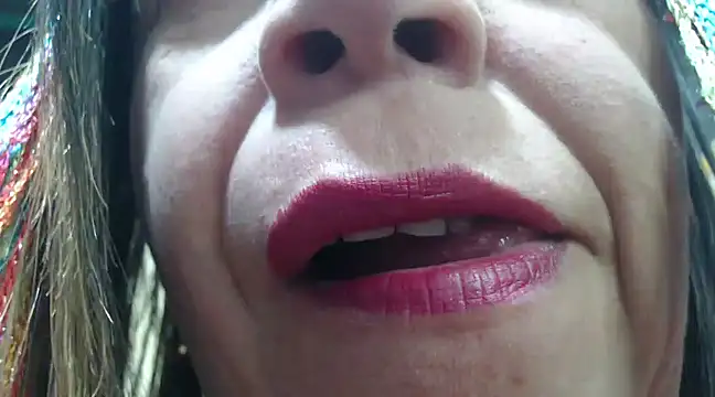 Snapshot of alina_maturehot chatting on February 2025 02:21:01 PM alina maturehot online show from February 2025 02:21:01 PM