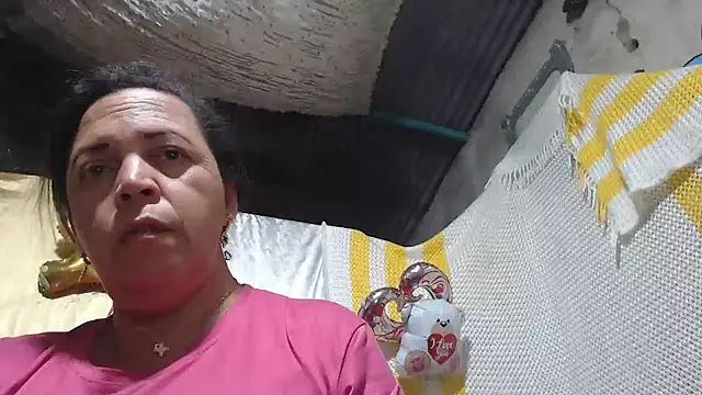 Snapshot of alina_maturehot chatting on February 2025 11:37:01 PM alina maturehot online show from February 2025 11:37:01 PM