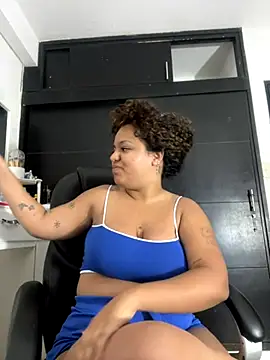 Snapshot of Anitta_bell chatting on October 2025 12:05:02 AM Anitta bell online show from October 2025 12:05:02 AM