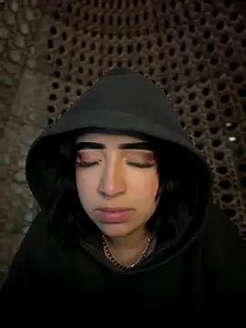 Scarlett-LS online show from October 2025 05:48:01 AM