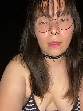 Snapshot of Solo_yoss chatting on October 2025 06:14:02 AM Solo yoss online show from October 2025 06:14:02 AM