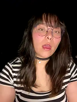 Snapshot of Solo_yoss chatting on October 2025 06:13:01 AM Solo yoss online show from October 2025 06:13:01 AM