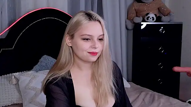 CLAIRE VOGT online show from March 2025 06:16:02 AM