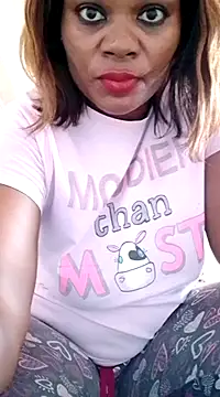 Snapshot of BigbootyliciousXXX chatting on February 2025 02:48:02 PM BigbootyliciousXXX online show from February 2025 02:48:02 PM