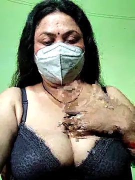 Snapshot of rani130 chatting on March 2025 02:08:01 AM rani130 online show from March 2025 02:08:01 AM