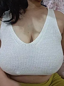 Jassi Does online show from March 2026 10:49:02 PM